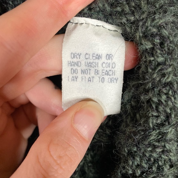 Vintage American Eagle Green Wool Sweater Womens Size Medium - Picture 6 of 8